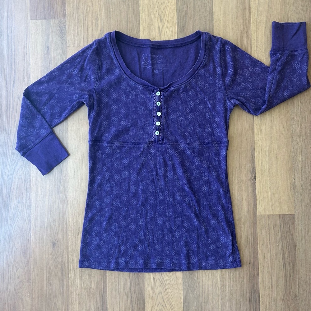 Eddie Bauer HeroesOfTheEarth organic cotton purple ribbed 3/4 sleeve henley top